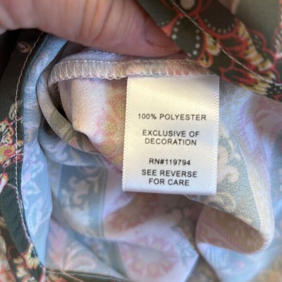 Floral Bohemian Women's Top - Picture 9 of 11